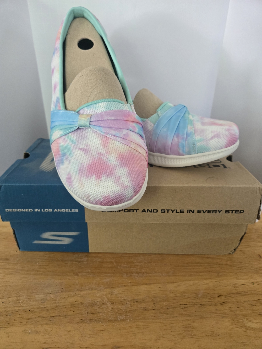 Skechers Pastel Tie-Dye Slip-On Sneakers
